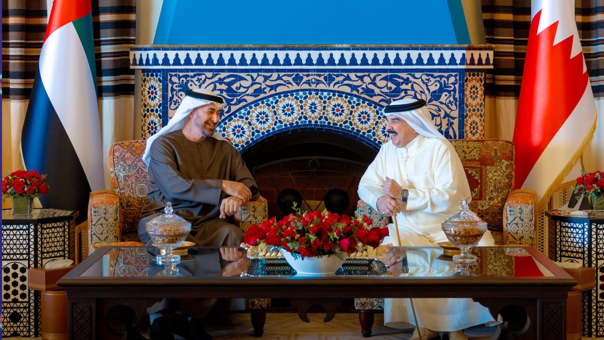 ملك البحرين يلتقي رئيس الإمارات: شريك أصيل لا يساوم على وحدة الصف ولا يتردد في الوقوف إلى جانب أشقائه