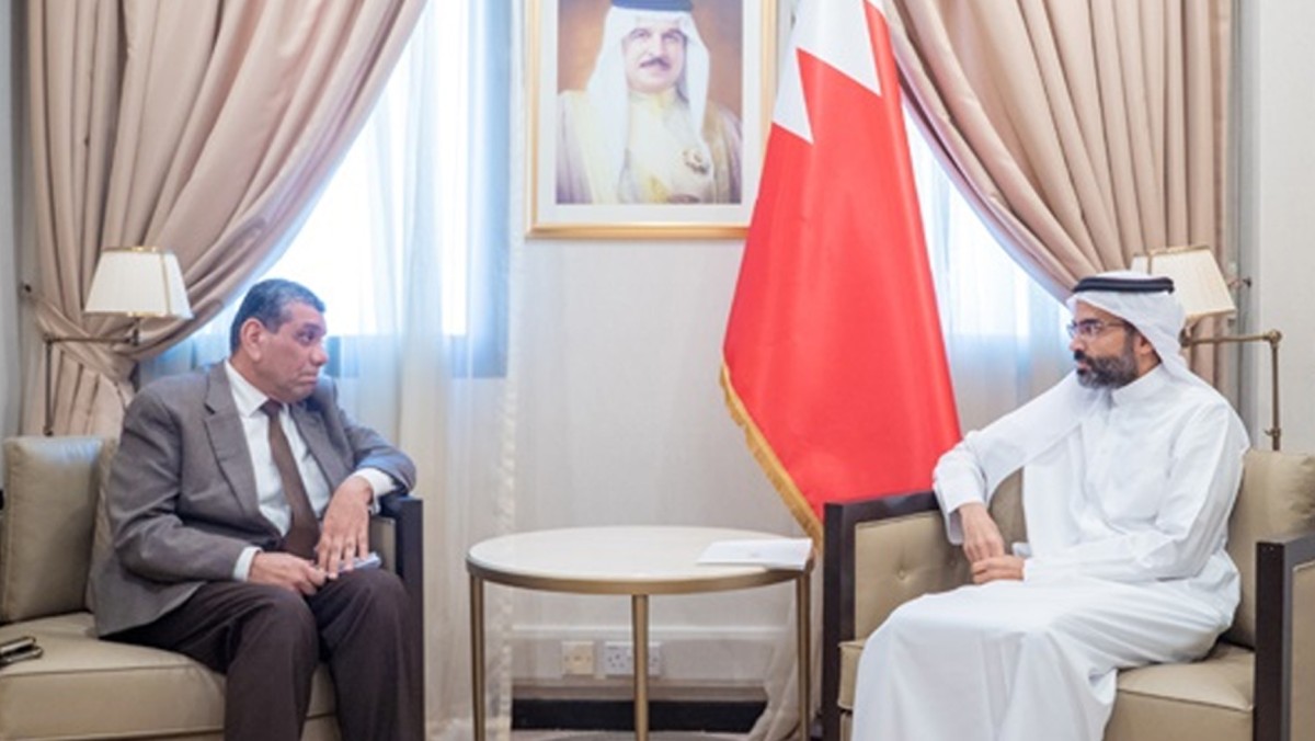 'الخارجية البحرينية' تستدعي القائم بأعمال سفارة العراق وتسلمه مذكرة احتجاج على الاعتداءات ضد المملكة ودول الخليج