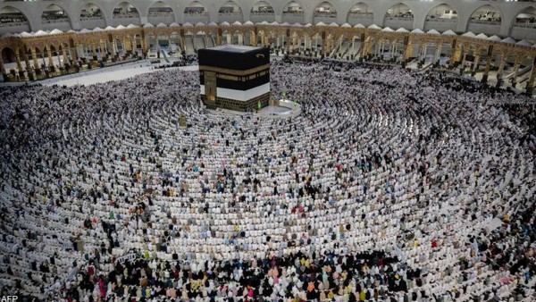 'الداخلية' السعودية: عقوبات وغرامات تصل إلى 100 ألف ريال بحق مخالفي تصريح الحج