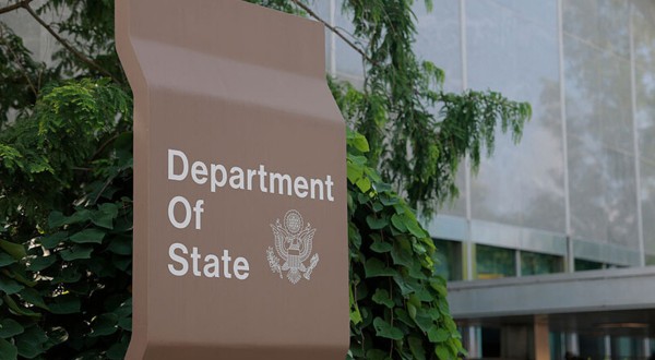 الخارجية الأميركية: العقوبات النفطية تفكك "أسطول الظل" الإيراني. سنحرم طهران ووكلاءها من الموارد المستخدمة في تهديد الاستقرار 