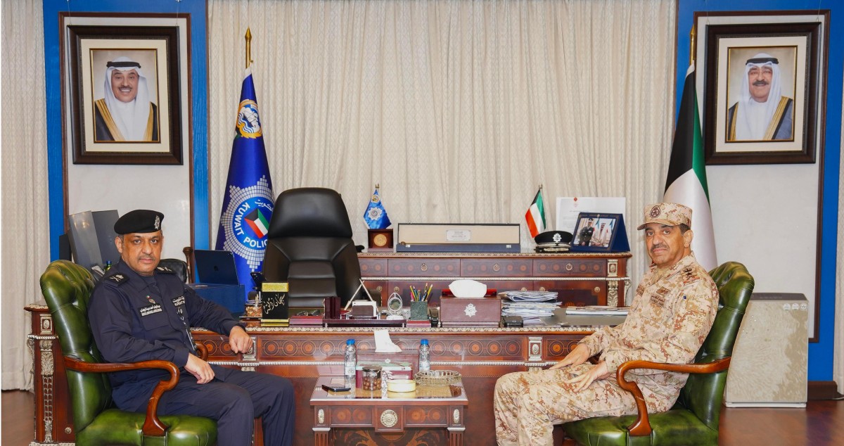 وكيل «الداخلية» ورئيس «الأركان» يبحثان تعزيز التكامل ودعم المنظومة الأمنية ورفع مستوى الجاهزية 