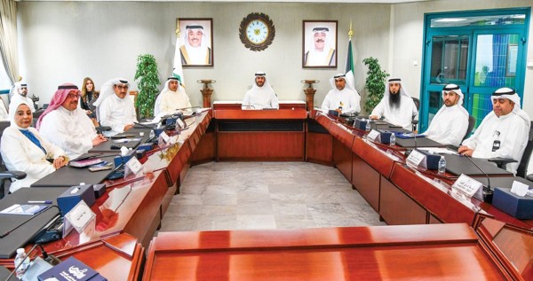 'الموانئ' تبحث تسهيل إجراءات الإفراج الجمركي وتدفق البضائع
