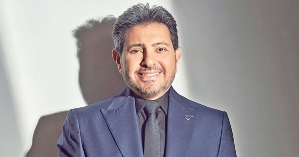 'قلب' هاني شاكر عاد للنبض بعد توقف  8 دقائق... معجزة إلهية!