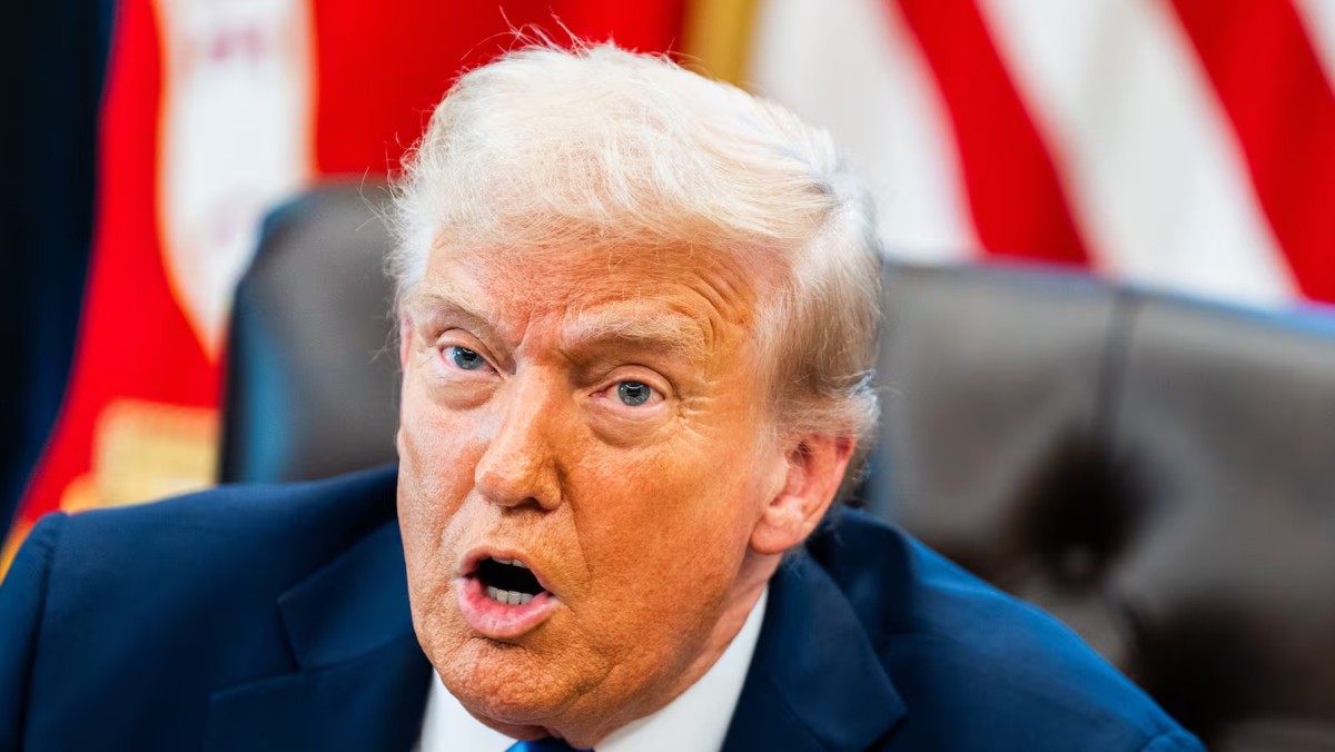 ترامب: سنضرب إيران بقوة إذا لم تشارك في محادثات باكستان... والقنابل ستنفجر بشدة مع انتهاء الهدنة 