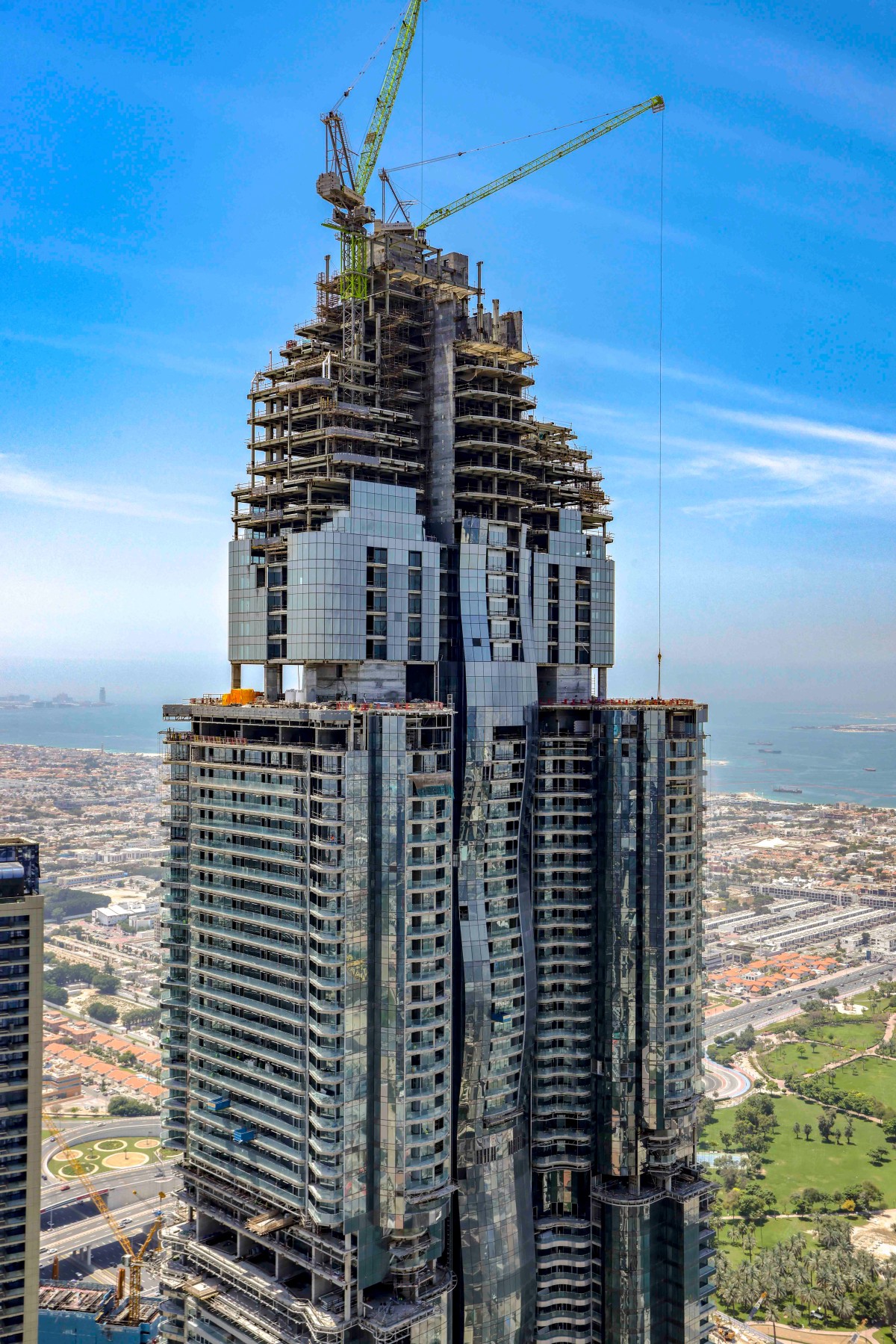 039;الحبتور039;: أكبر مبنى سكني في العالم بدبي بلغ مرحلة الإنجاز الإنشائي الكامل 