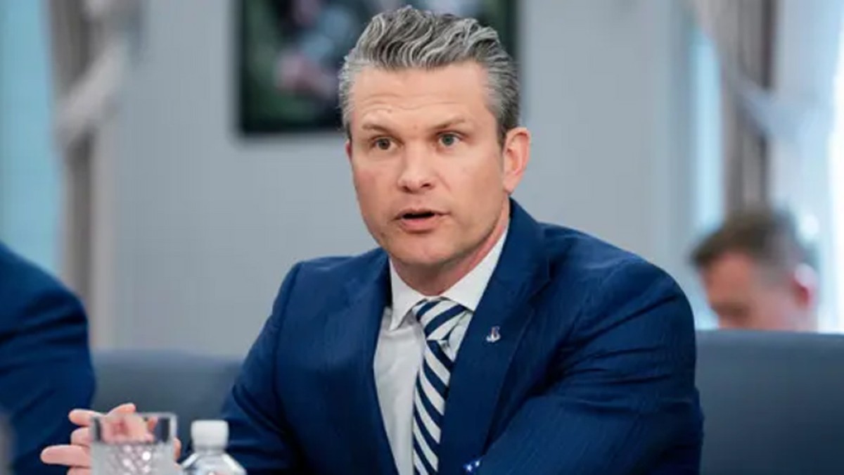 وزير الحرب الأميركي: أمام إيران فرصة تاريخية لإبرام اتفاق جاد... والوقت ليس في صالحها