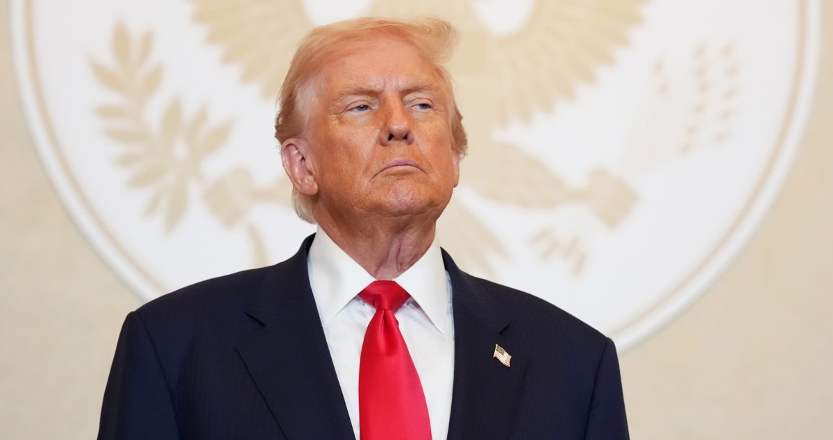 ترامب يمدد الإعفاء من قانون «جونز» 90 يوماً لضمان تدفق منتجات الطاقة والمواد الصناعية 