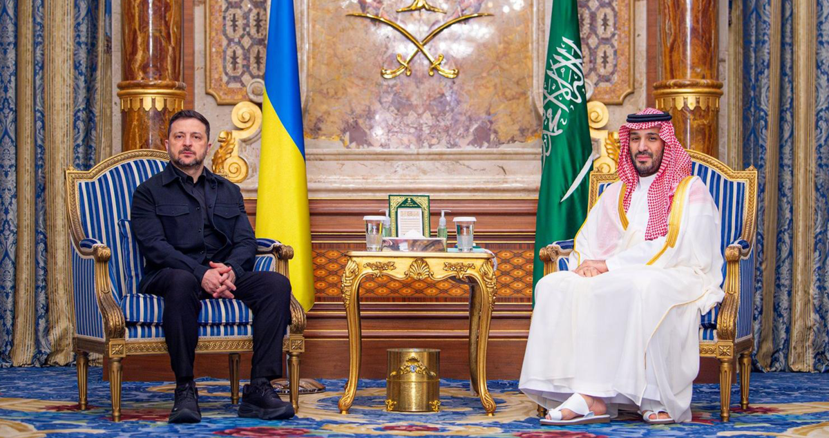 ولي العهد السعودي يبحث مع الرئيس الأوكراني مجريات الأحداث الإقليمية والدولية