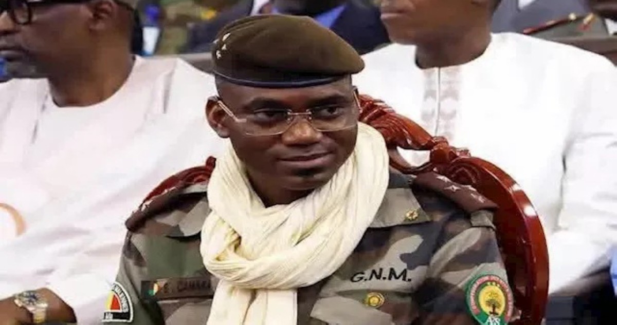 مقتل وزير الدفاع المالي في هجوم مسلح على منزله قرب العاصمة باماكو