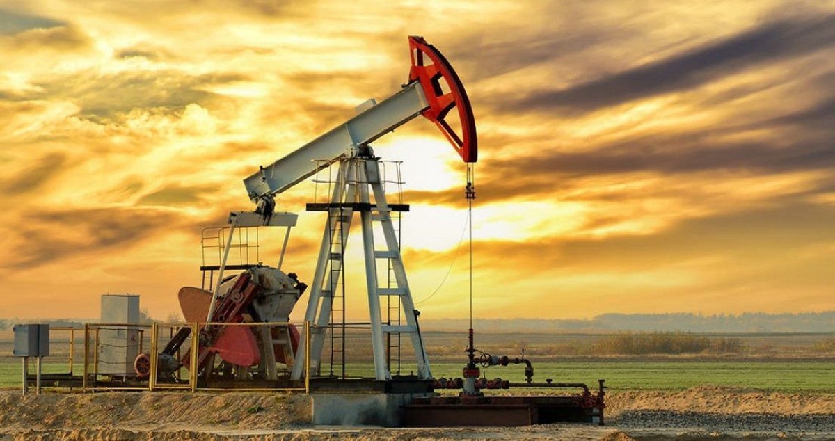 النفط يرتفع بأكثر من 2 في المئة مع تعثر محادثات السلام بين أميركا وإيران