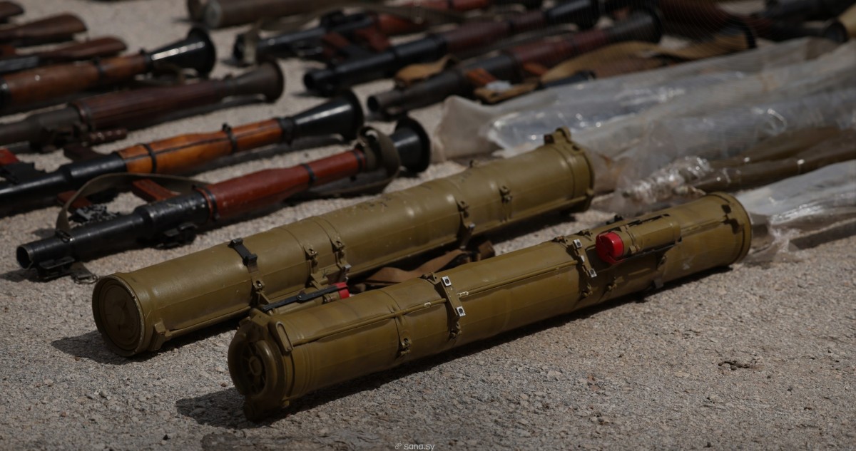 سورية: تفكيك خلية إرهابية في حمص وضبط أسلحة ثقيلة كانت معدّة لعمليات تخريبية