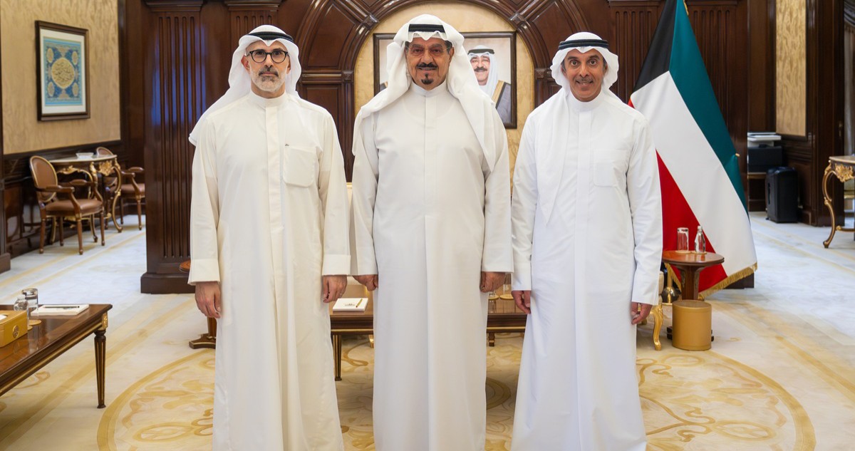 رئيس الوزراء يستقبل وزير الخارجية ونائبه بمناسبة تعيينه في منصبه الجديد
