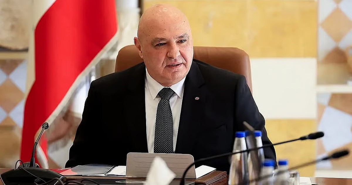 الرئيس اللبناني: لن أقبل بـ &laquo;اتفاقية ذل&raquo; مع إسرائيل والخيانة يرتكبها من جرّ البلاد للحرب