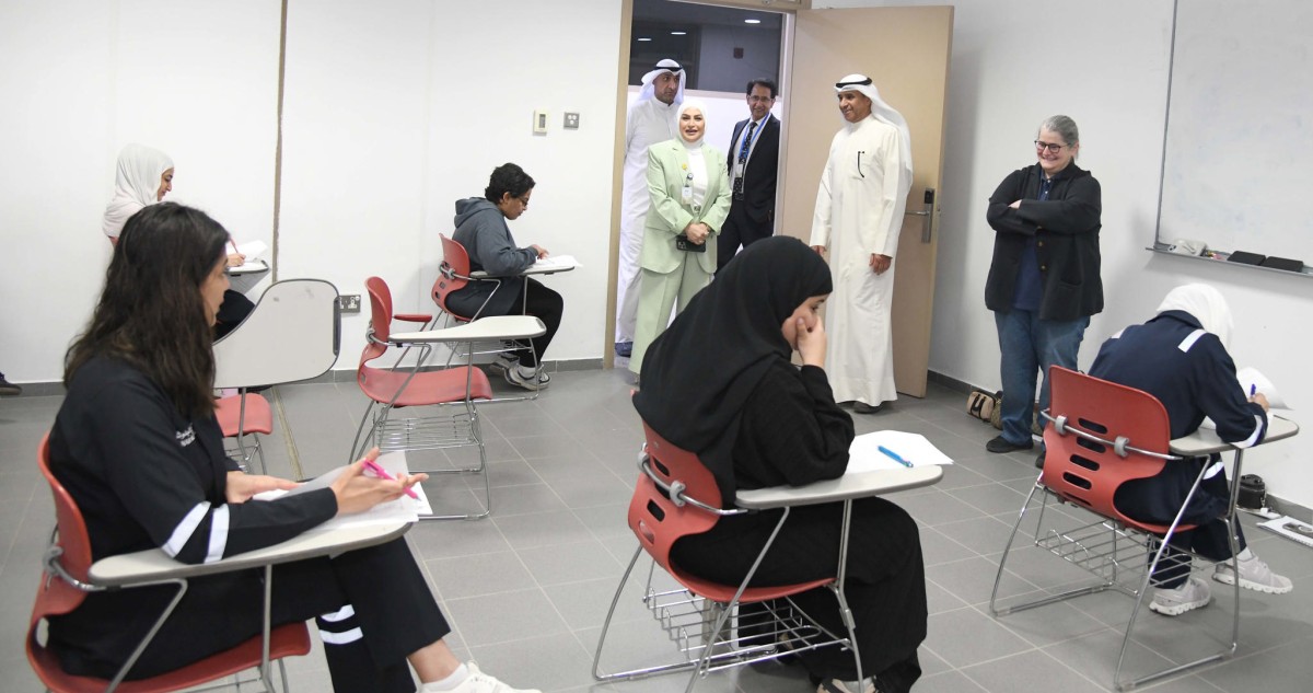 مدير &laquo;التطبيقي&raquo; يتفقد عدداً من لجان الاختبارات بكليات ومعاهد الهيئة