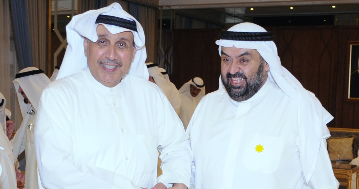 حمد جابر العلي يستقبل رواد ديوان سلوى