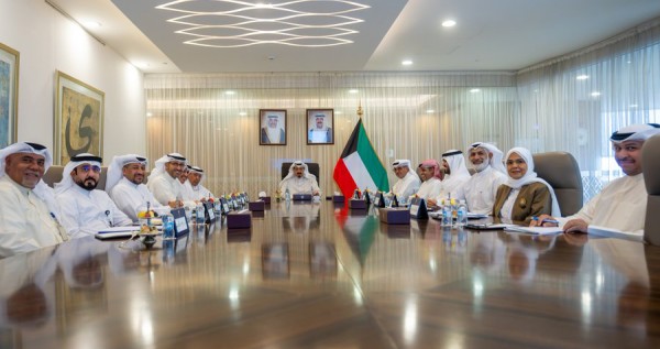 رئيس الوزراء يترأس اجتماعاً لبحث سبل تعزيز موارد المياه الجوفية