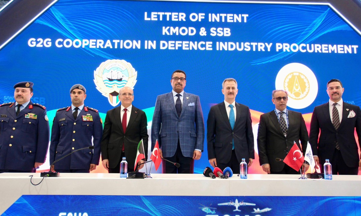 وزير الدفاع يوقع خطاب نوايا لتعزيز التعاون مع هيئة الصناعات الدفاعية التركية