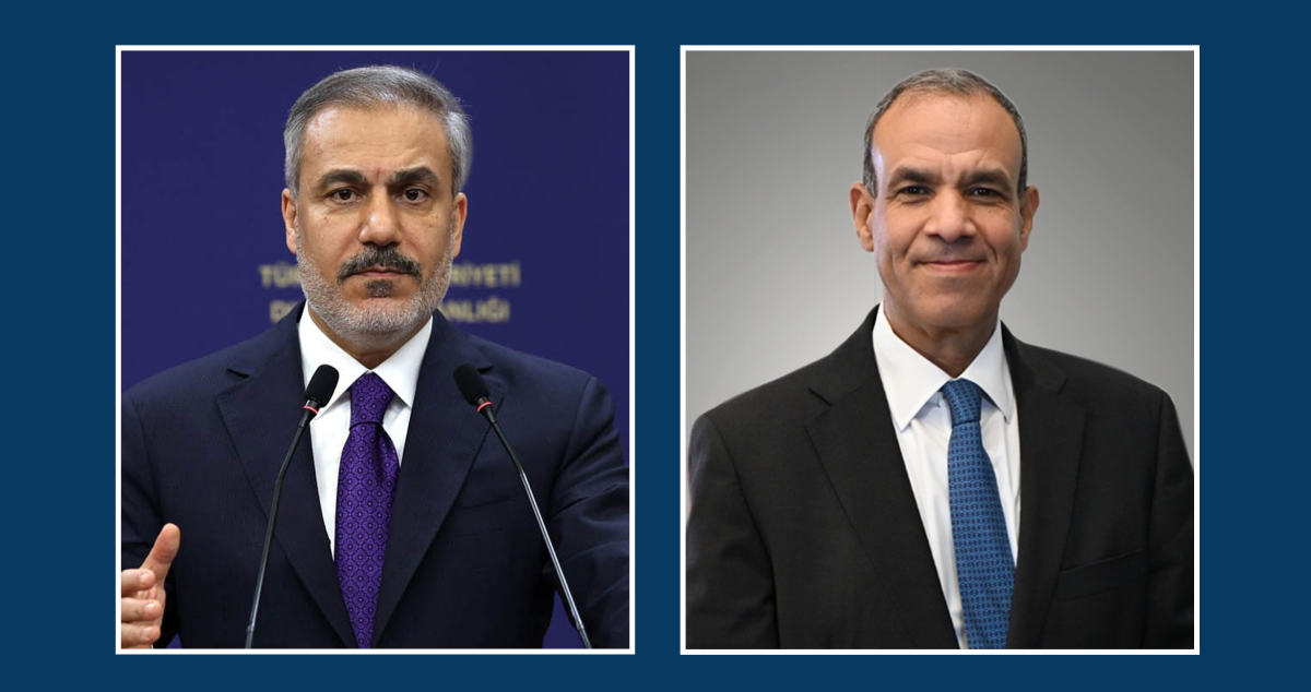وزير الخارجية المصري يبحث مع نظيره التركي جهود خفض التصعيد بالمنطقة