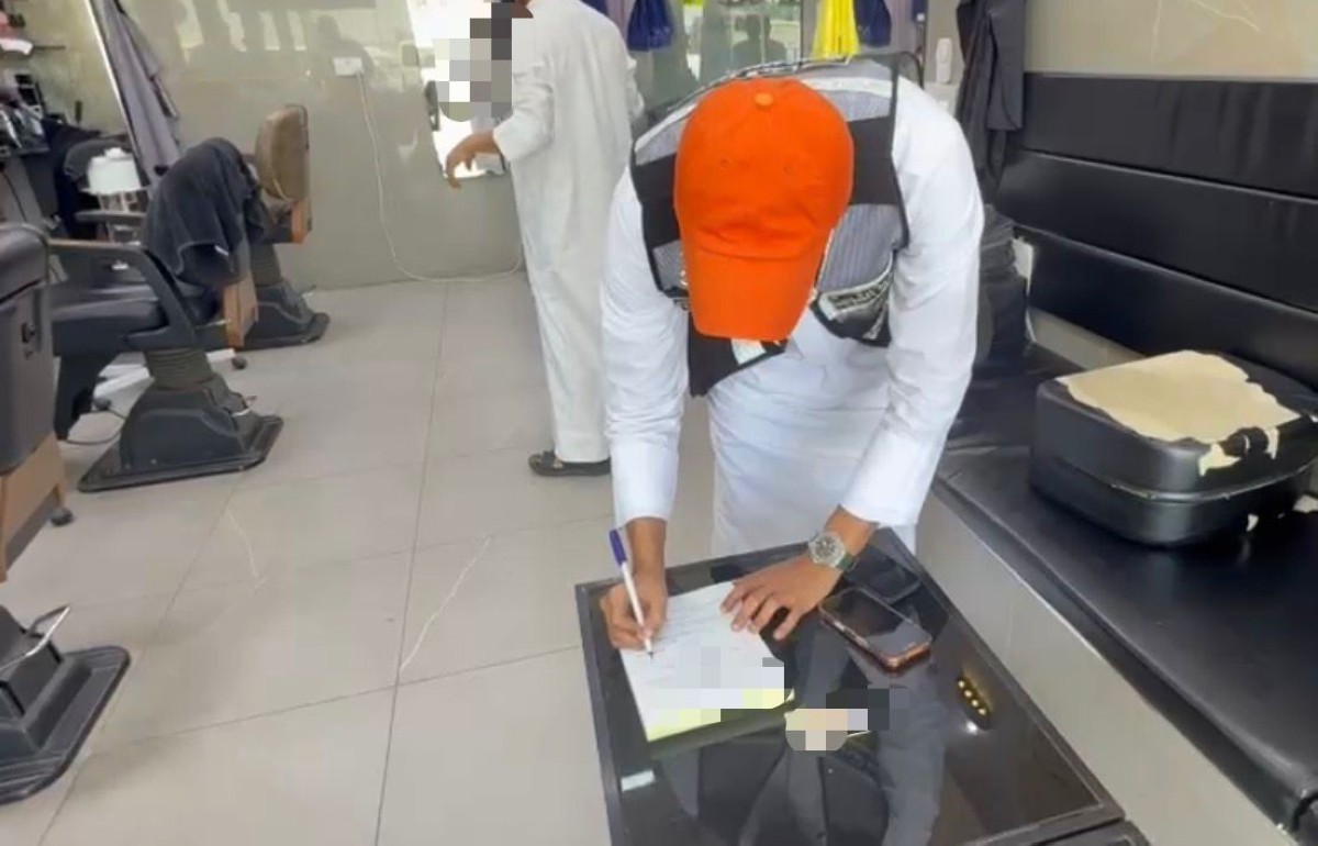 'البلدية': 20 مخالفة إشغالات طرق واستغلال مساحات في حملة تفتيشية بـ'الرقعي'