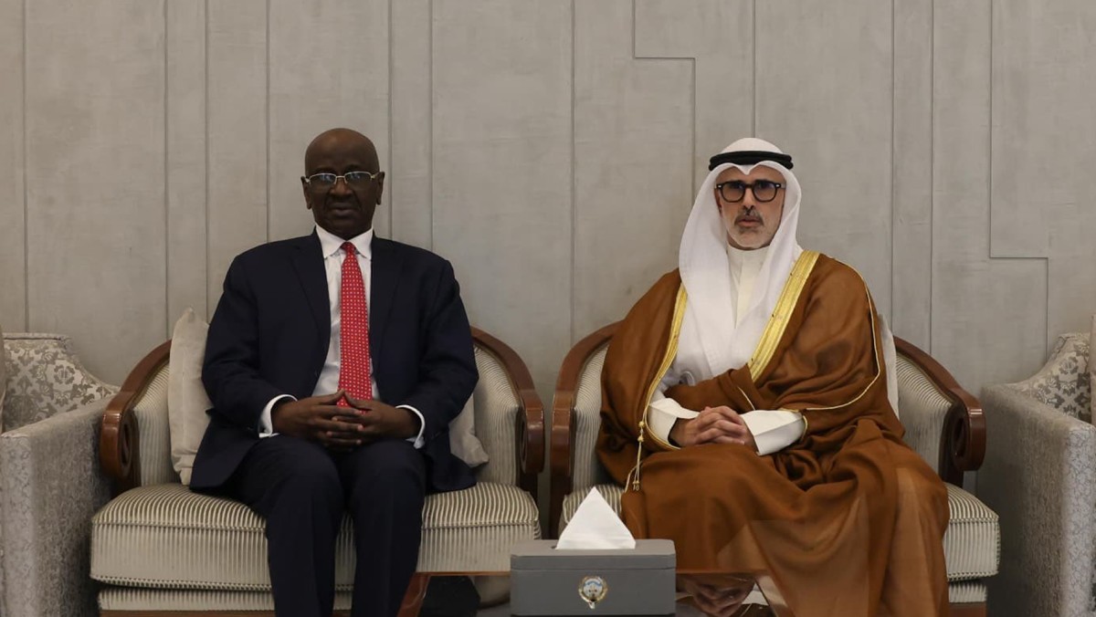 وزير الخارجية يستقبل المبعوث الخاص للرئيس الموريتاني