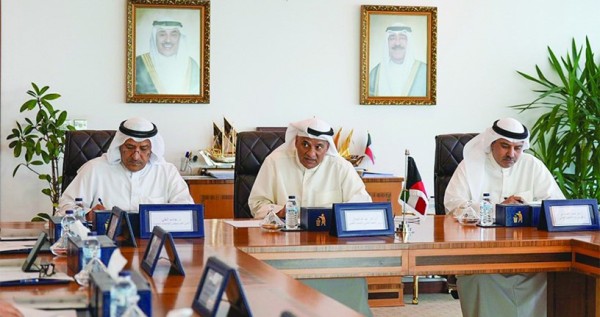 الجلال يعتمد الجدول الزمني الموحد للتقديم في مؤسسات التعليم العالي والبعثات للعام الدراسي 2026/2027