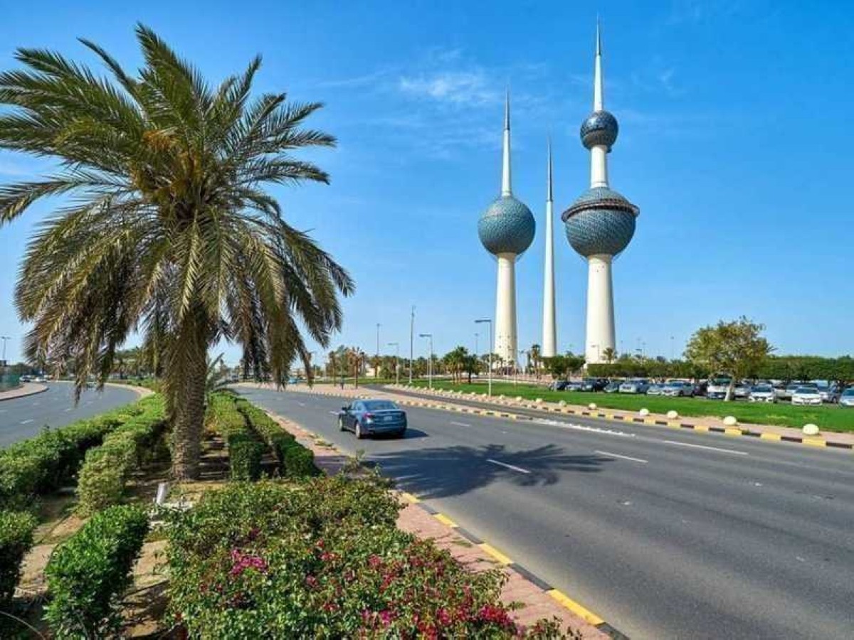 الكويت – «الأرصاد»: طقس حار نهاراً ومعتدل ليلاً.. و«مرتفع» 43 الكويت – «الأرصاد»: طقس حار نهاراً ومعتدل ليلاً.. و«مرتفع» 43