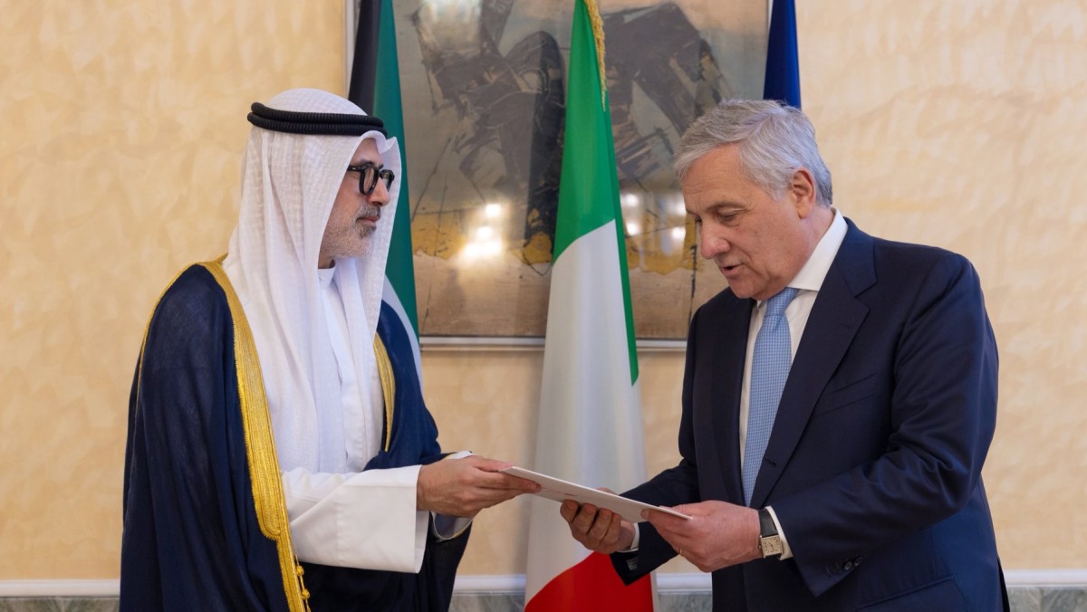رسالة من سمو الأمير إلى رئيسة وزراء إيطاليا تتعلق بأطر تعزيز العلاقات والتطورات الراهنة