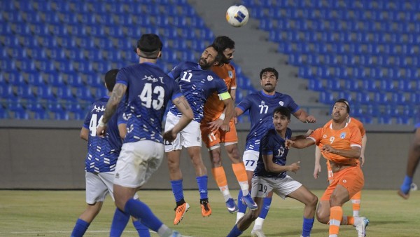 'كاظمة' يفوز على 'الشباب' بثنائية نظيفة