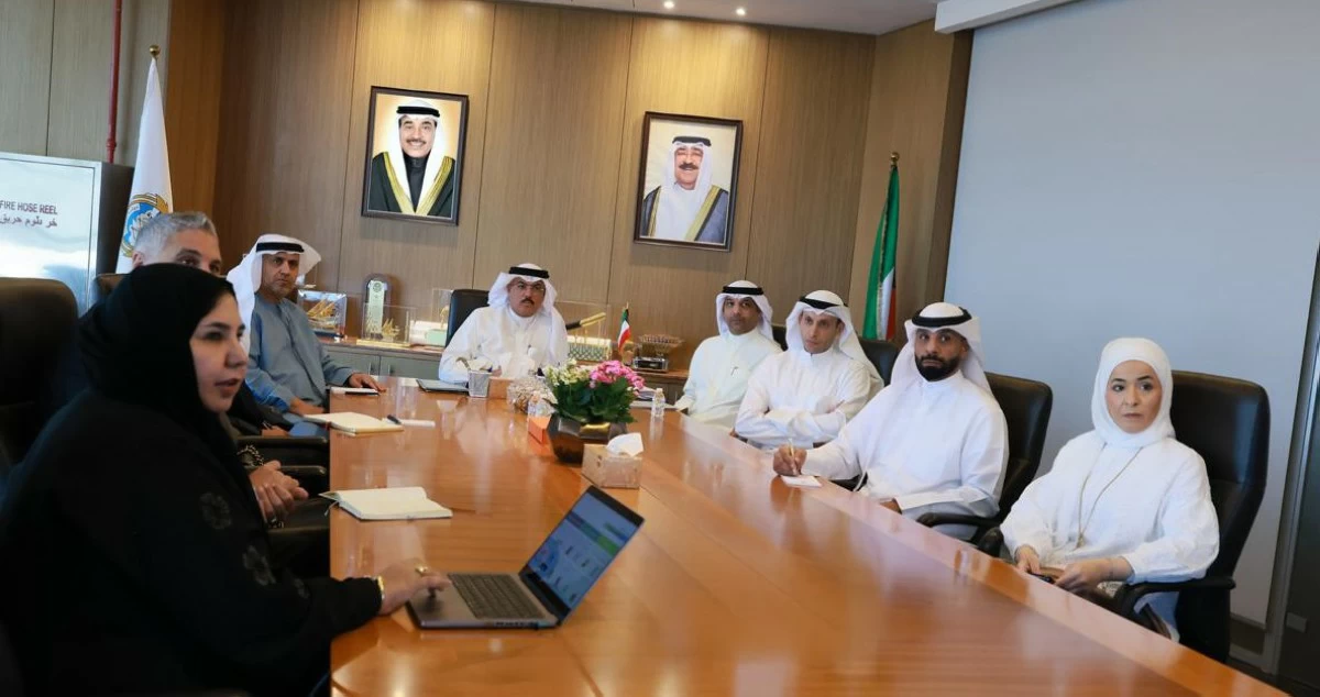 وزير التربية يبحث مع سفير الإمارات تعزيز التعاون في قطاع التعليم والتحول الرقمي