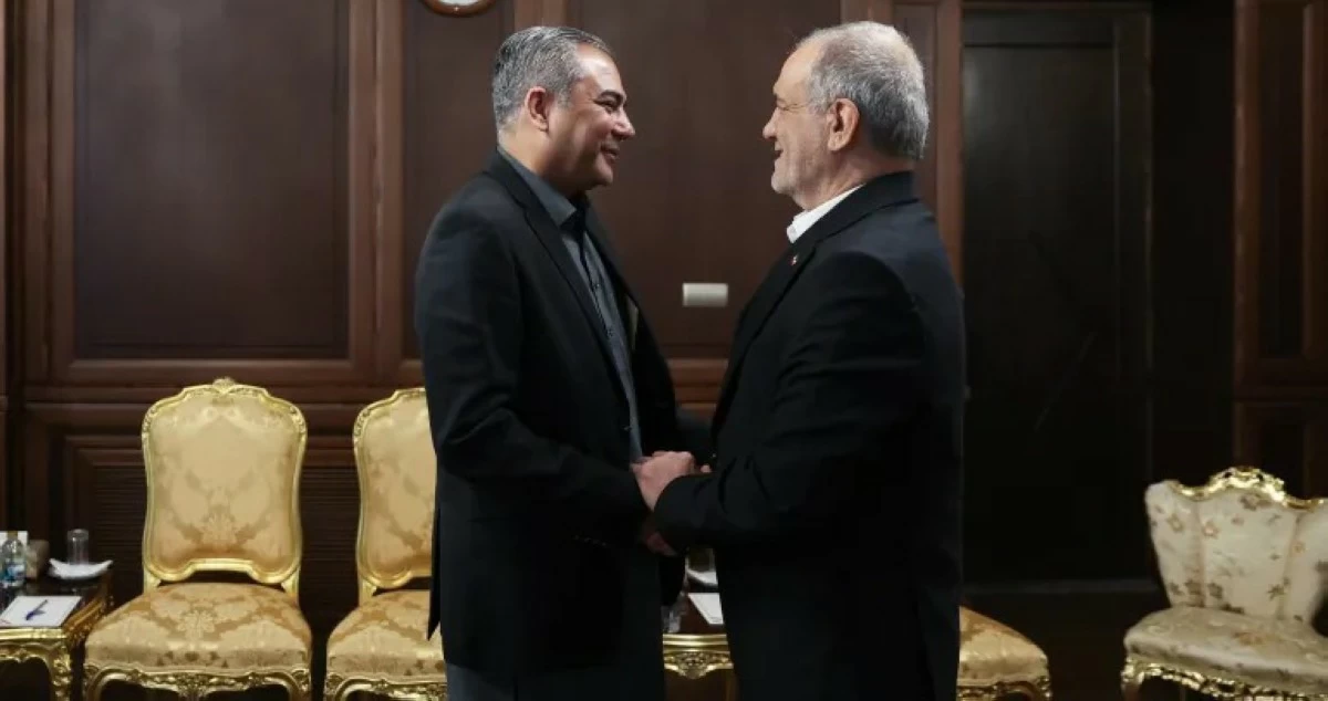 تسنيم: إيران تسلّم عبر الوسيط الباكستاني مقترحاً جديداً من 14 بنداً لإنهاء الحرب