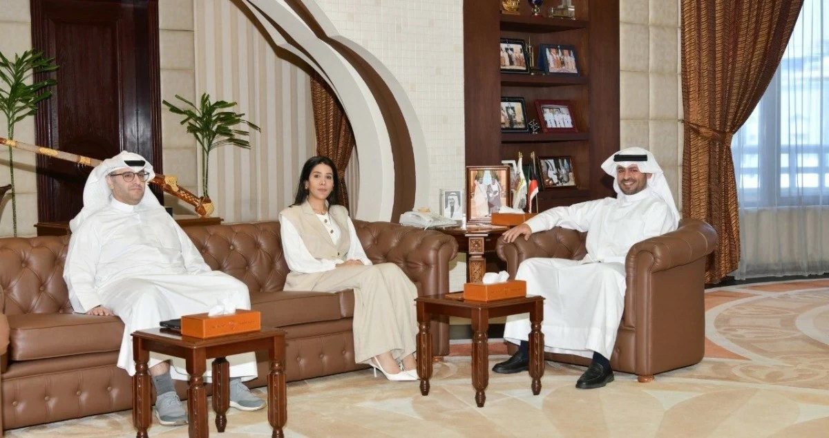 وزيرة 'الأشغال': وضع الحلول لكل المعوقات في المحافظات الست  لرفع كفاءة العمل