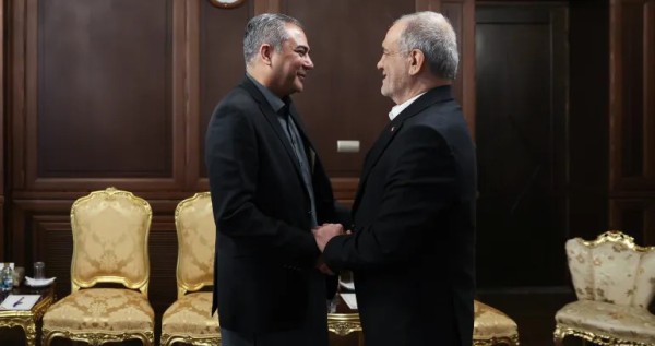 تسنيم: إيران تسلّم عبر الوسيط الباكستاني مقترحاً جديداً من 14 بنداً لإنهاء الحرب