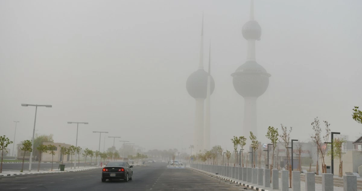 'الأرصاد': طقس حار ورياح نشطة مثيرة للغبار وانخفاض في الرؤية حتى المساء