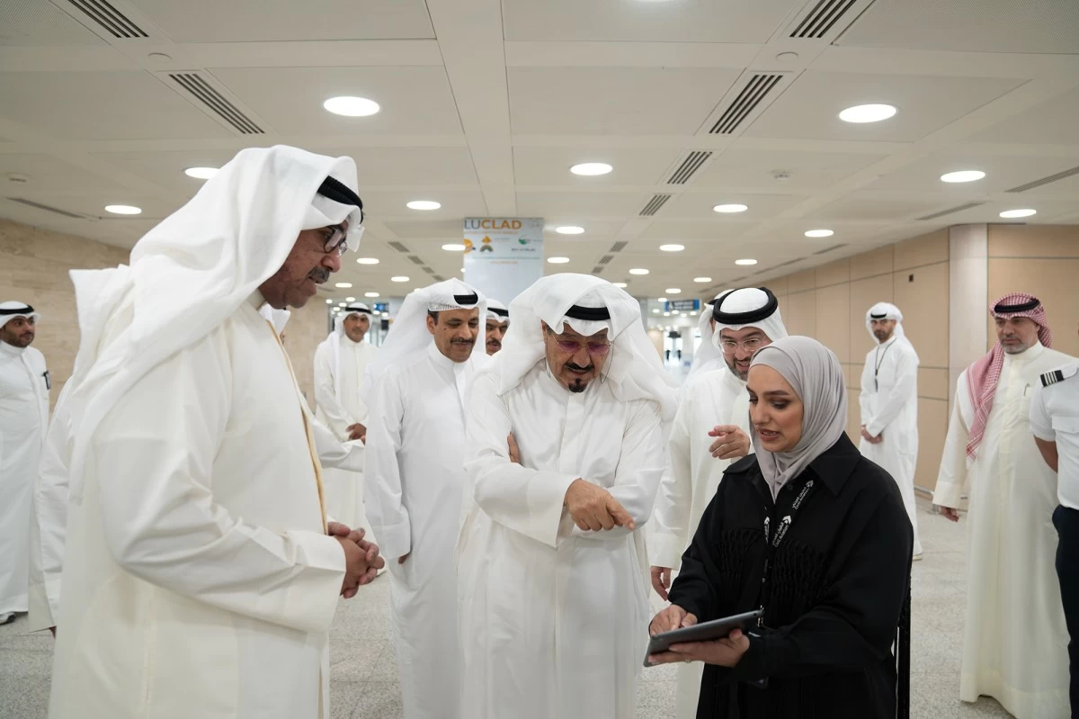 رئيس الوزراء يتفقد 'تي 1': إعادة تشغيل مبنى المطار يمثل خطوة مهمة لاستكمال عودة العمل بكامل طاقته