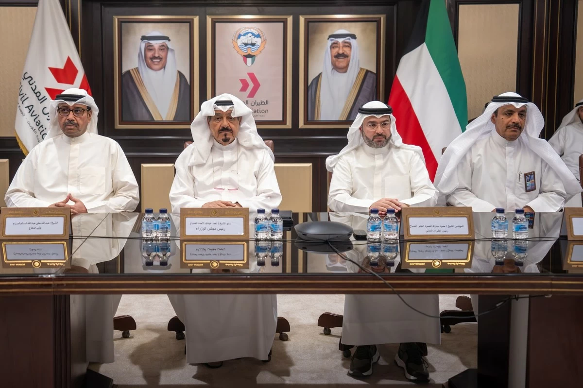 رئيس الوزراء يتفقد 'تي 1': إعادة تشغيل مبنى المطار يمثل خطوة مهمة لاستكمال عودة العمل بكامل طاقته