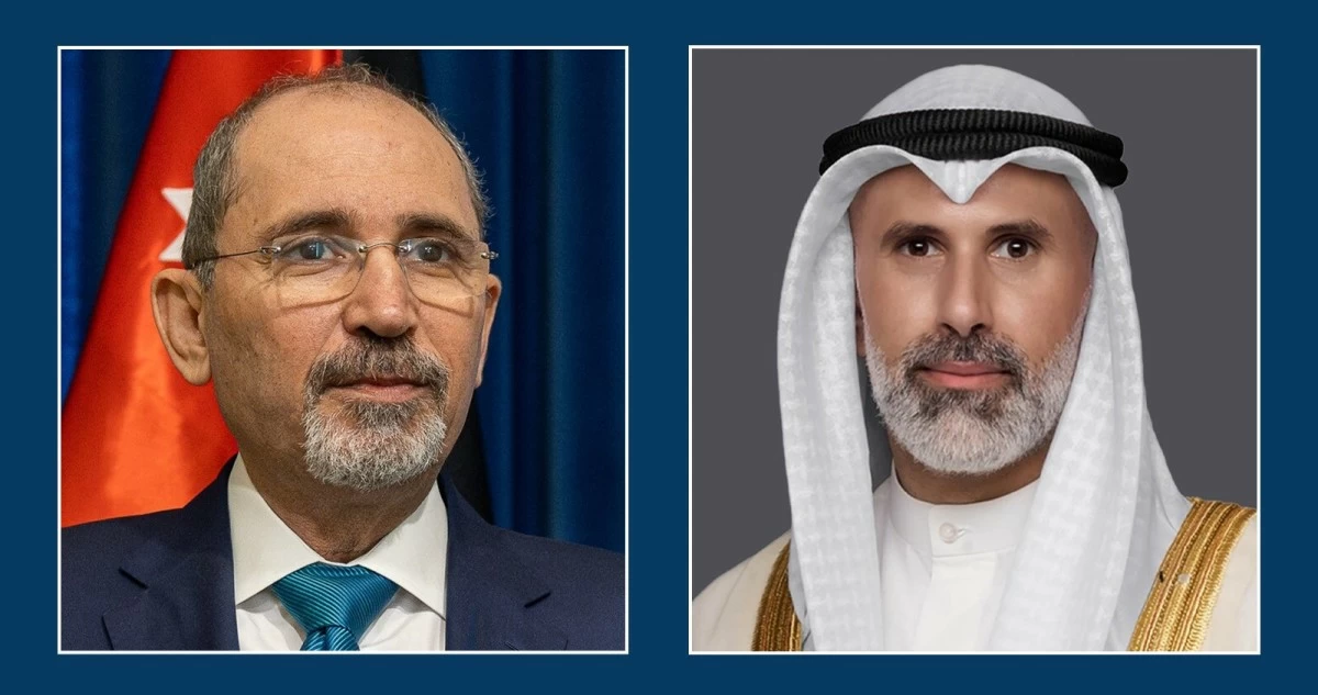 الكويت – وزير الخارجية يبحث مع نظيره الأردني تطورات الأوضاع في المنطقة الكويت – وزير الخارجية يبحث مع نظيره الأردني تطورات الأوضاع في المنطقة