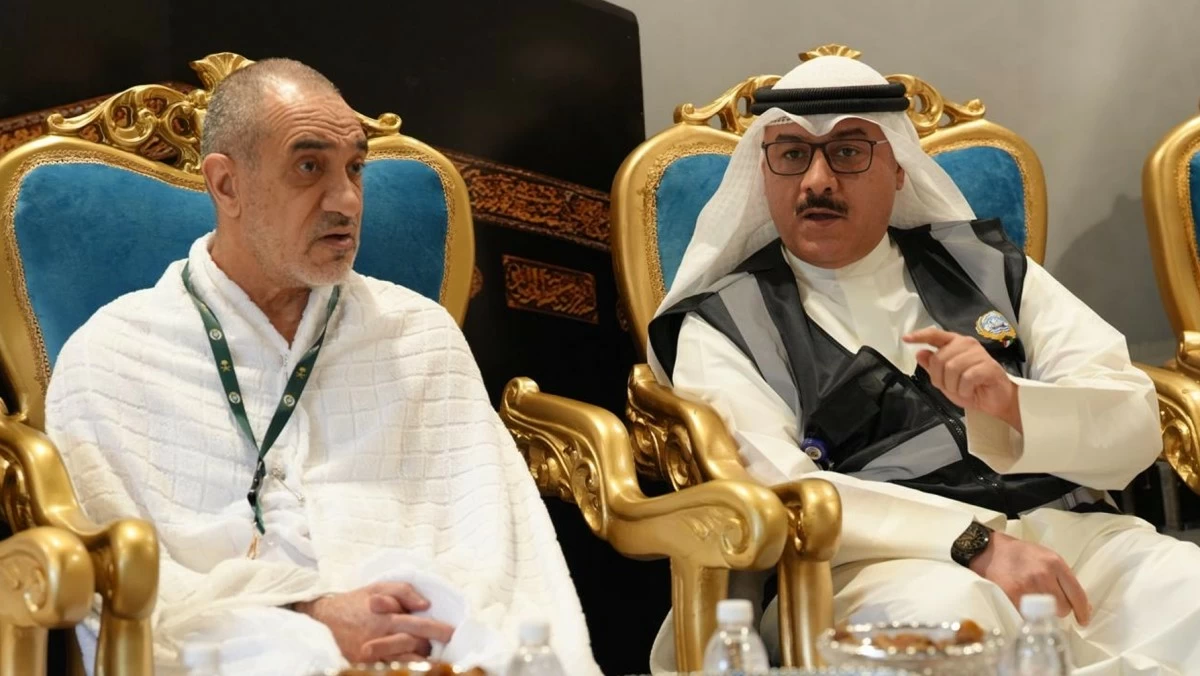 النائب الأول يزور مقر بعثة الحج الكويتية: تسهيل احتياجات حجاج الكويت ورعايتهم لأداء مناسكهم بكل يسر وطمأنينة
