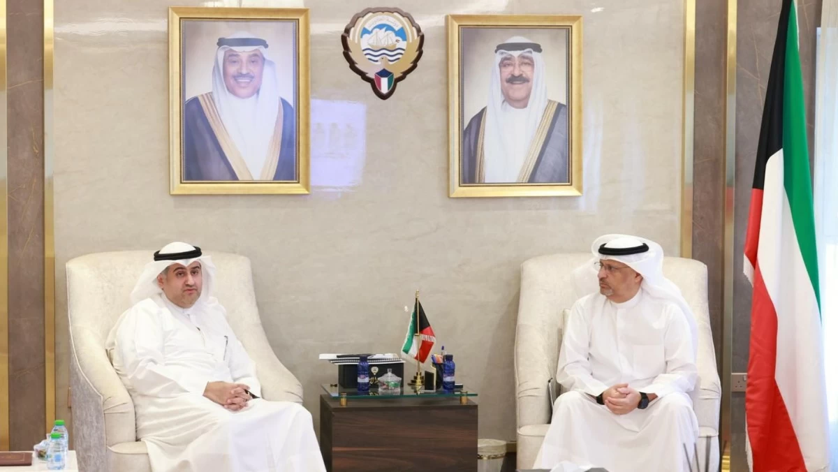 العمر والسميط يبحثان سبل تعزيز التعاون بين 'الإعلام' و'العدل'