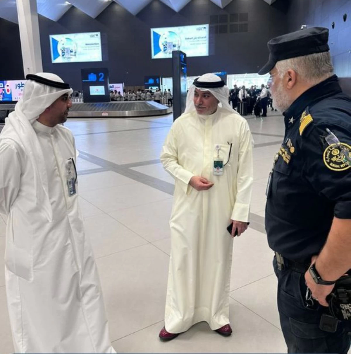 &rlm;رئيس 'الجمارك' ونائبه يتفقدان مبنى T4 في مطار الكويت