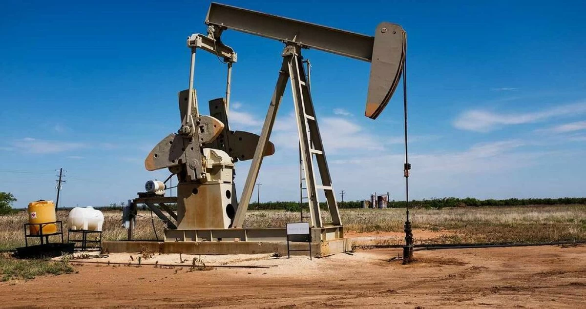 النفط يقفز بأكثر من 2% عقب تبادل الضربات بين أميركا وإيران
