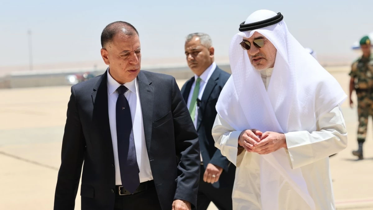 النائب الأول يبحث مع وزير 'الداخلية' الأردني أوجه العلاقات الثنائية