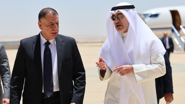 النائب الأول يبحث مع وزير 'الداخلية' الأردني أوجه العلاقات الثنائية
