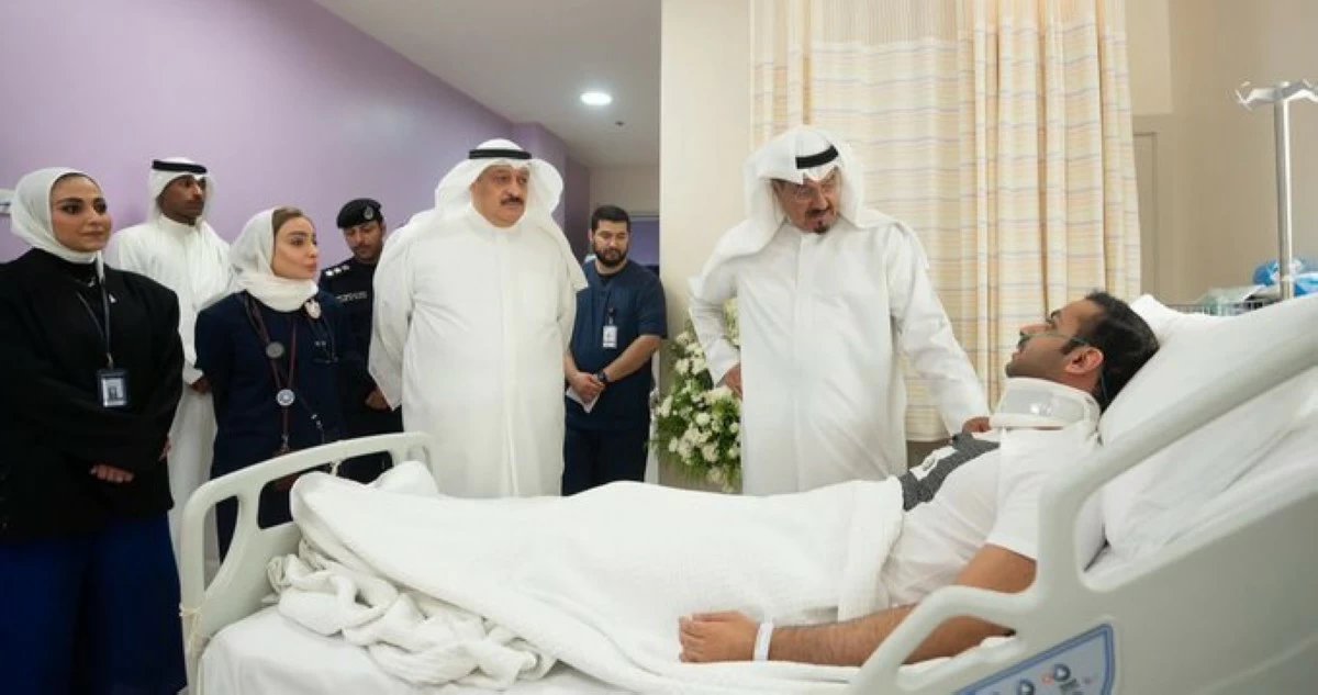 رئيس الوزراء يزور المصابين في مستشفى جابر الأحمد جراء العدوان الإيراني