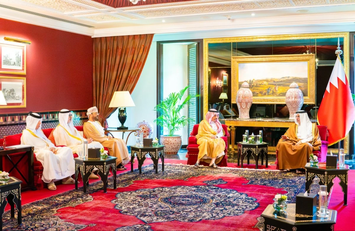 ولي عهد البحرين يستقبل الجابر ووزراء خارجية دول 'الخليجي'