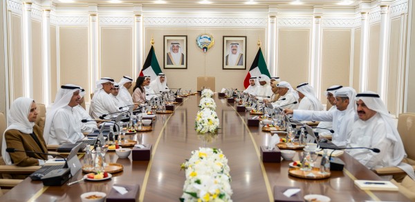 مجلس الوزراء يعقد اجتماعاً برئاسة اليوسف