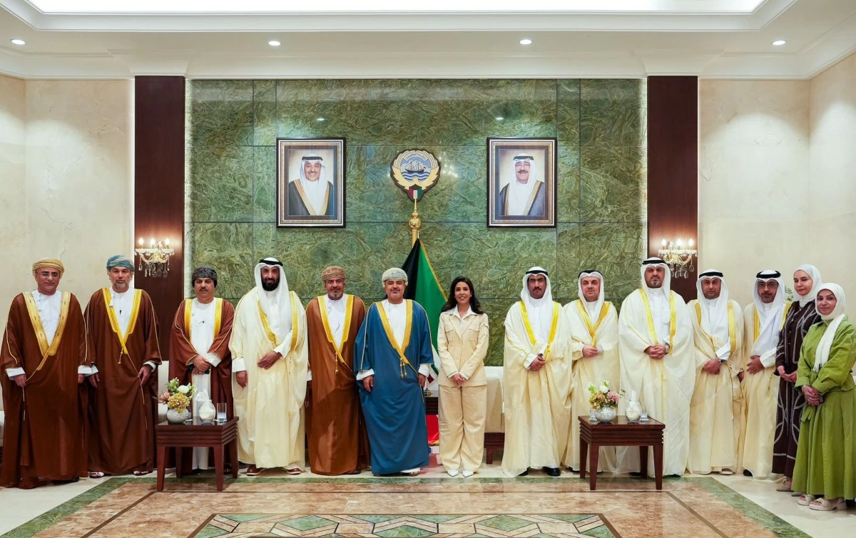 وزيرة "الأشغال" تبحث مع وزير "النقل" العُماني سبل تعزيز التعاون في المجالات الخدمية والتنموية