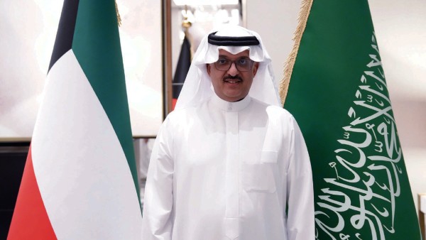 سلطان بن سعد: بروح الفريق نواكب التحديات الراهنة