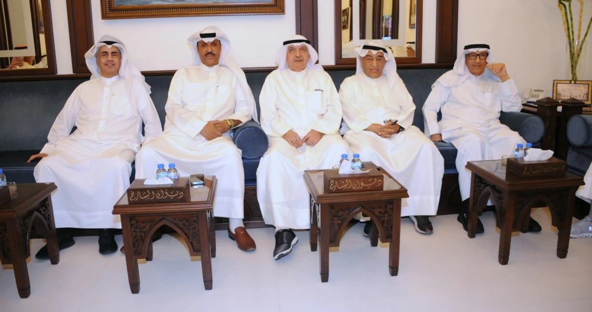 'ربع النقرة الطيبين' يجمع رفاق العمر... و'التيَلّ' و'المقصي'