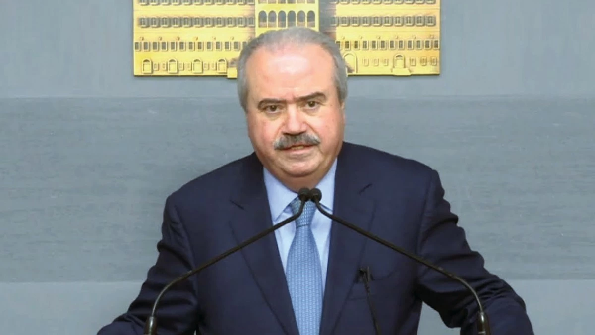 وزير المال اللبناني لـ