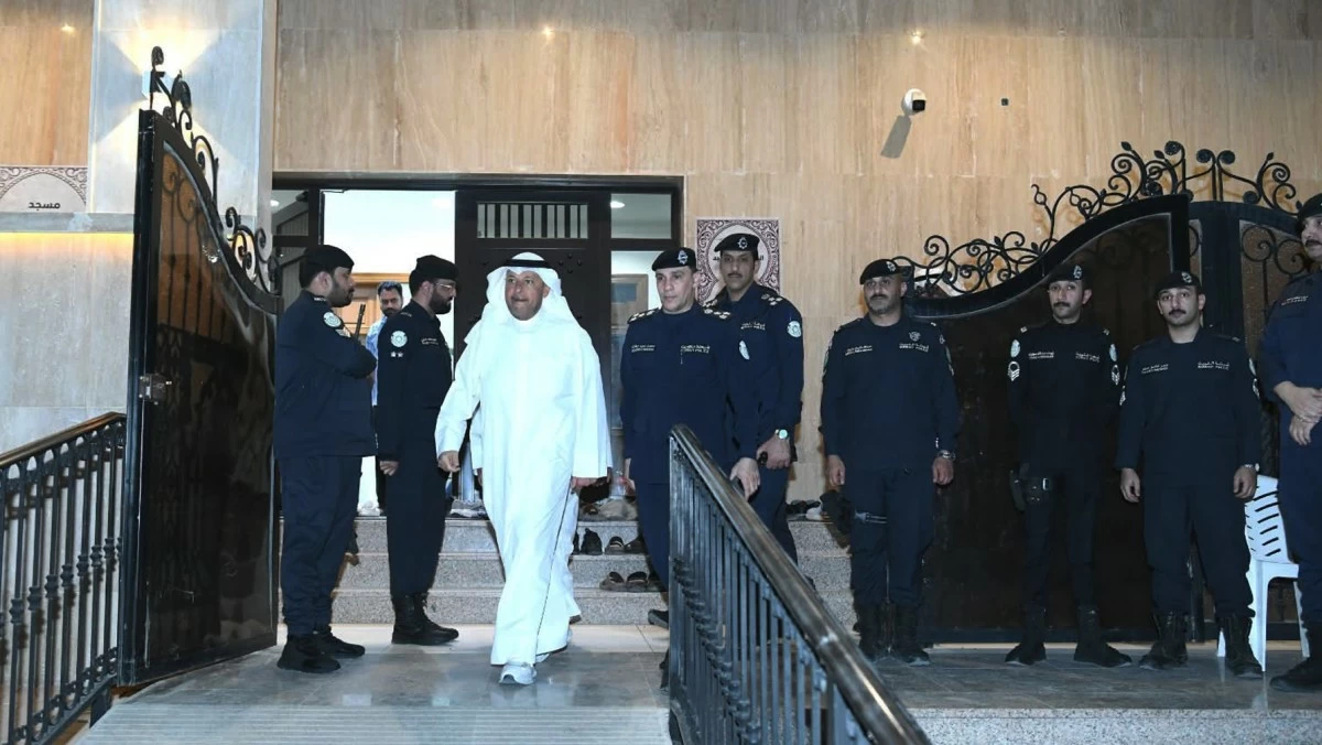 محافظ الفروانية يتفقد عدداً من الحسينيات: ضرورة الالتزام بالأنظمة والتعليمات